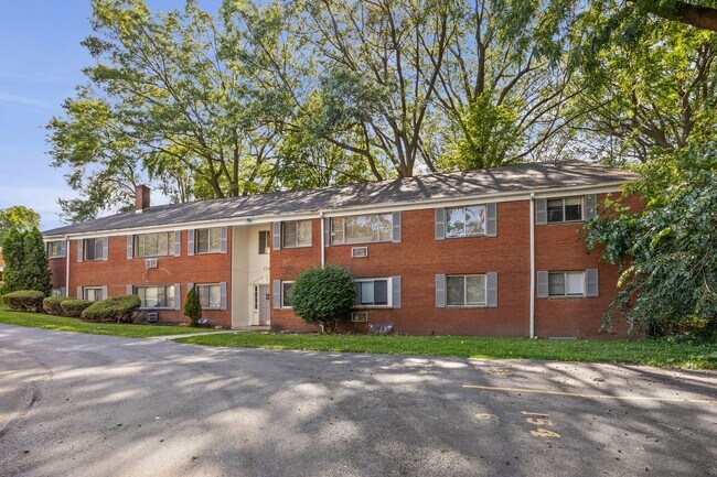 Building Photo - 138-154 Woodhill Dr