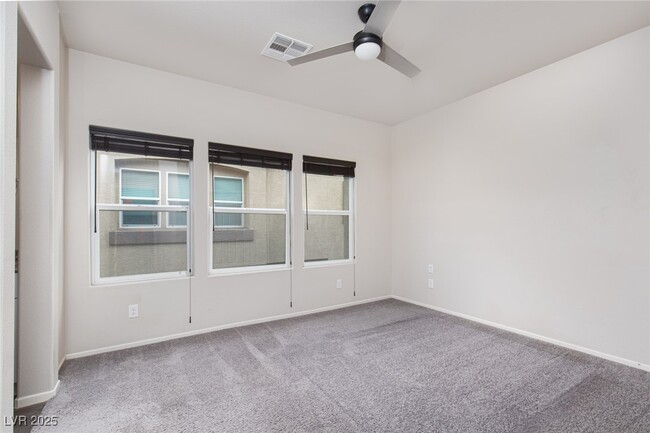 Building Photo - 4740 Blaise Ave