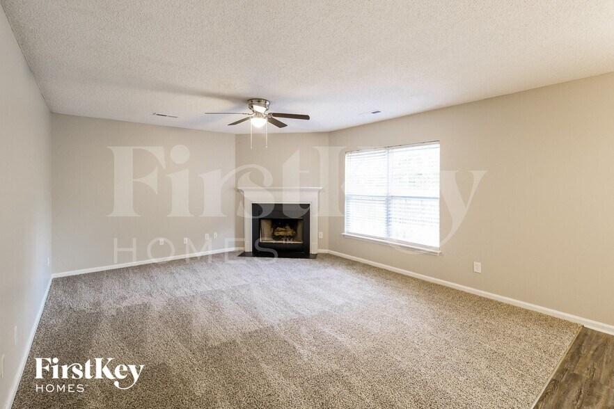 Building Photo - 5102 Torrey Ln