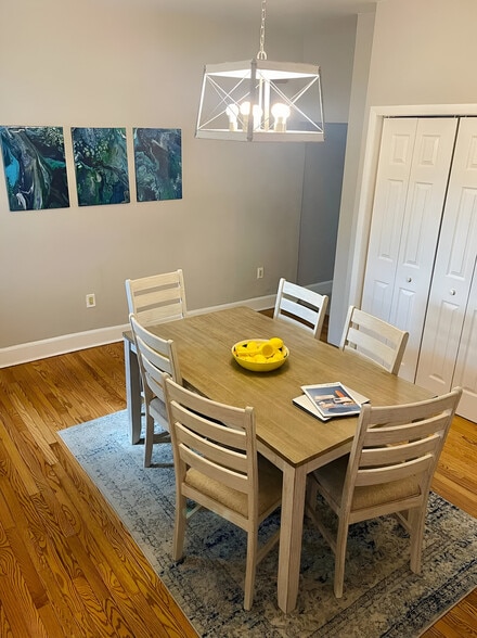 Building Photo - 4710 Fowler St