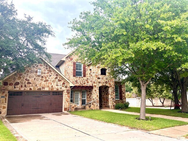 Primary Photo - 13000 Bloomfield Hills Ln