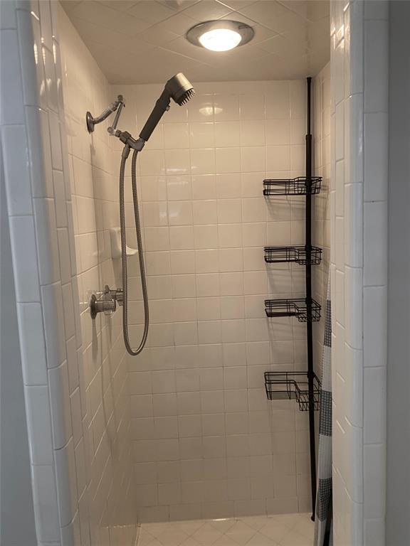 Building Photo - 2414 S 5th St