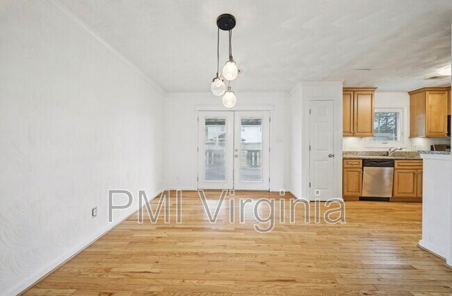 Building Photo - 5389 Susquehanna Dr
