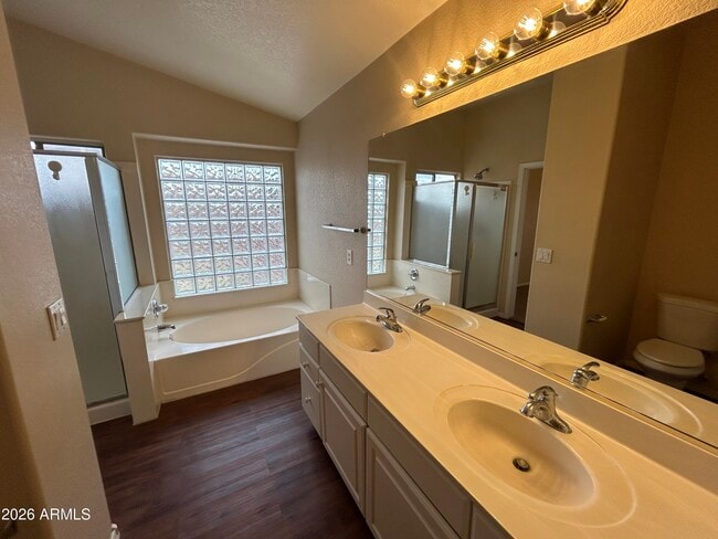 Building Photo - 12813 W Palm Ln