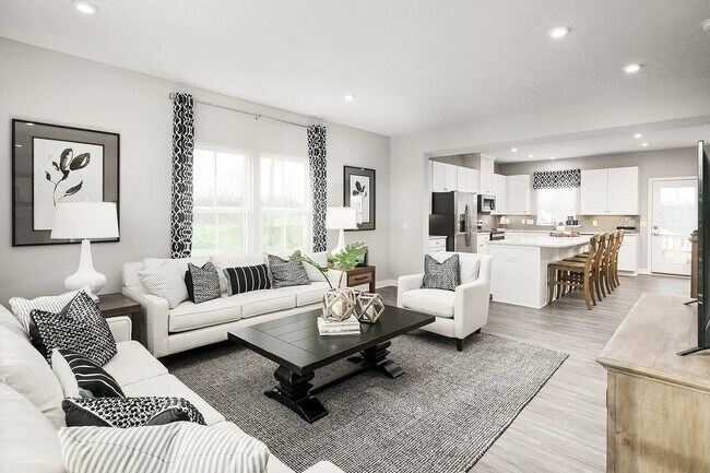 Building Photo - 210 Via Veneto