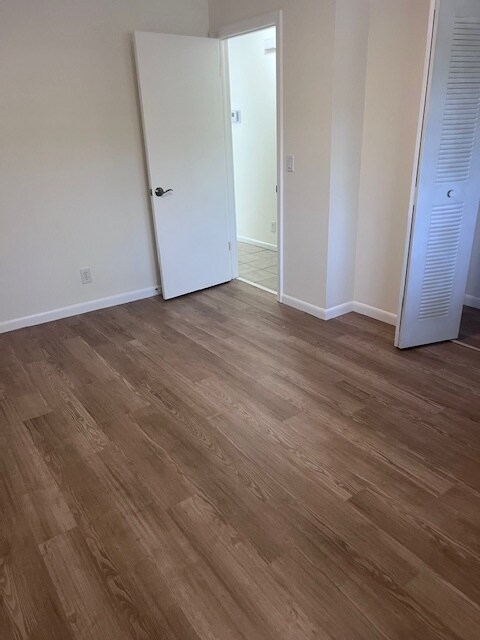 Building Photo - 800 Ibis Way