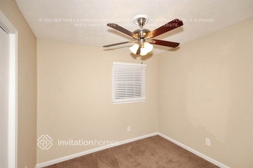 Building Photo - 184 Sheila Ln