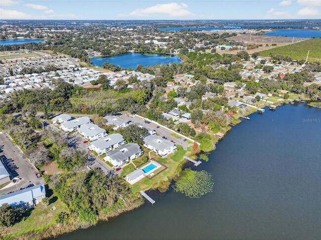 Building Photo - 1550 11th St NE