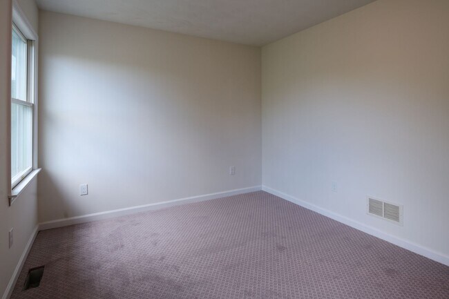 Building Photo - 3017 Fairchild Ln