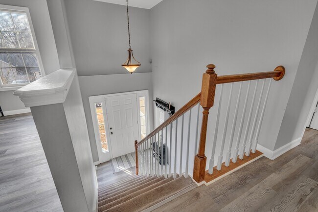 Building Photo - 261 Audrea Ln