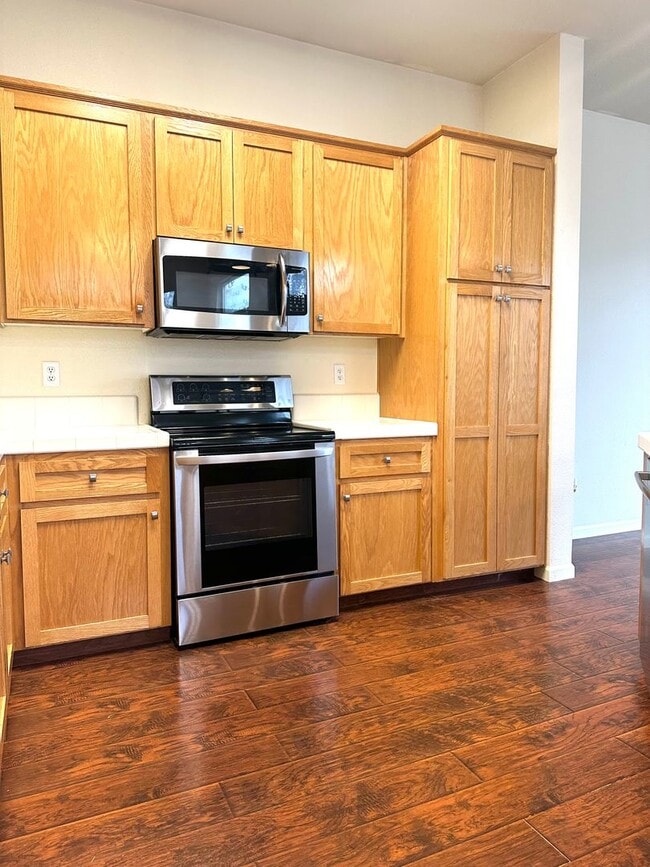 Building Photo - Beautiful charming single story home