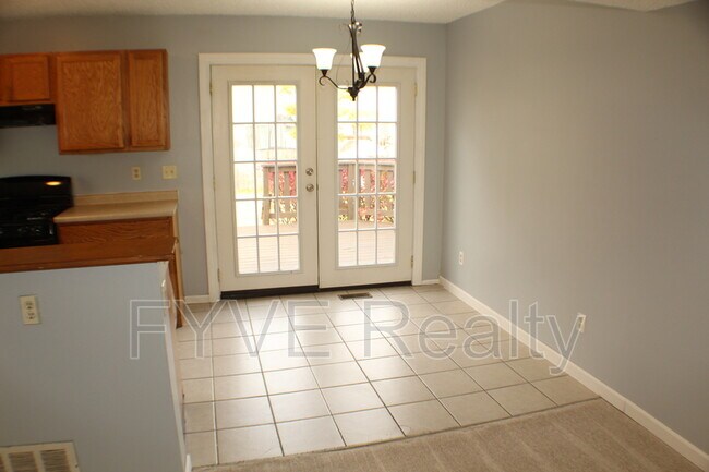 Building Photo - 4968 Silver Bow Dr