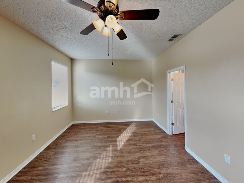 Building Photo - 1962 Kimlyn Cir