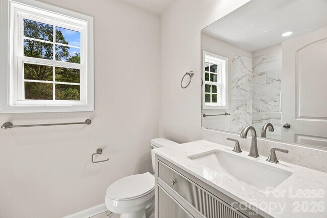 Building Photo - 122 McCarver Rd
