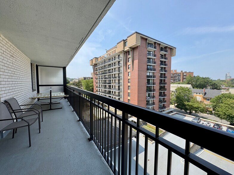 Building Photo - 60 Longwood Ave