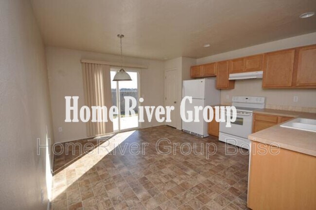 Building Photo - 163 W White Sands Dr