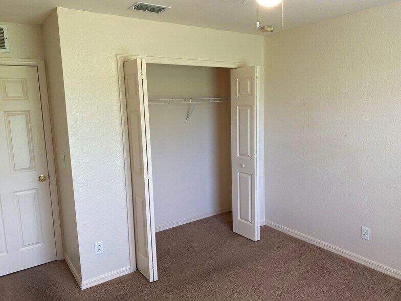 Building Photo - Coming soon  3 bedroom 2 bathroom single family home.