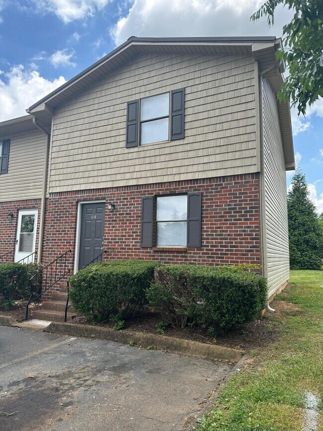 Primary Photo - 4100 N Ocoee St