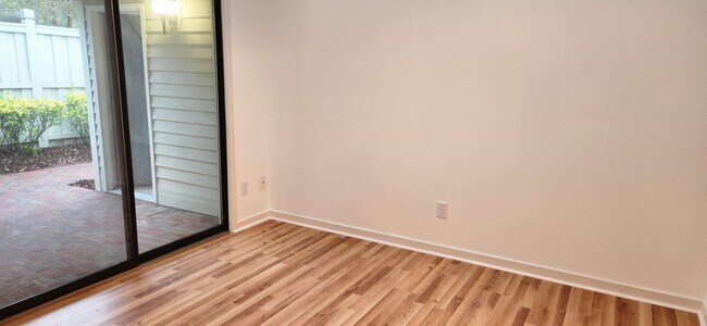 Building Photo - 6015 Caddy Cir