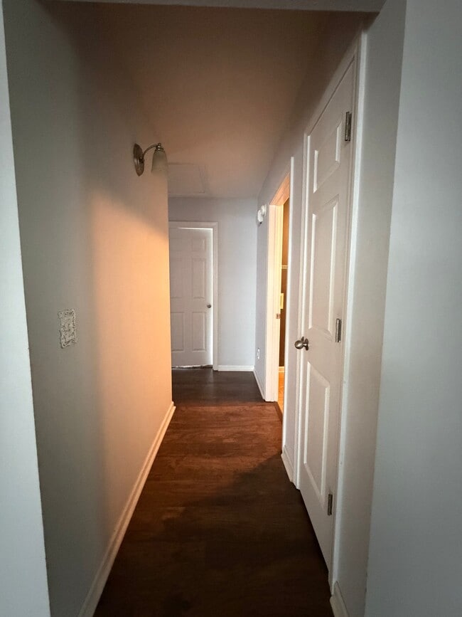 Building Photo - 109 Yuri Dr