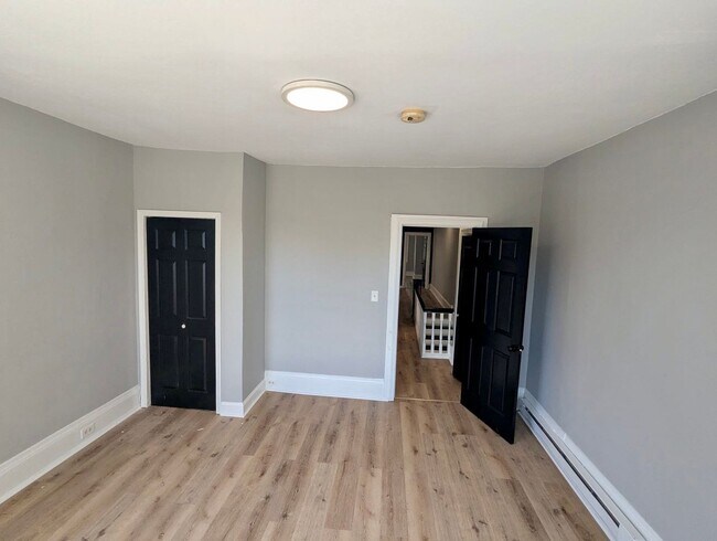 Building Photo - 5151 Brown St