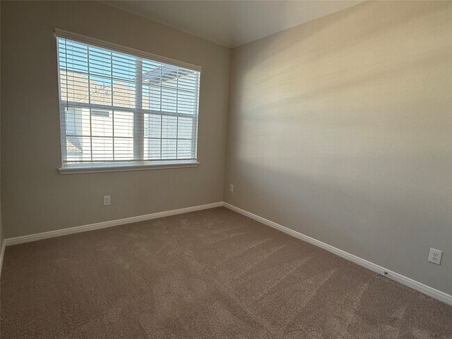 Building Photo - 15705 Sterling Knight Dr