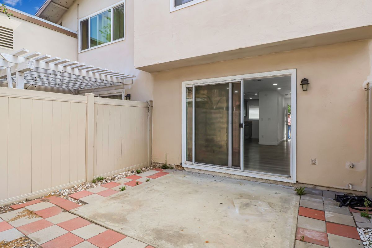 Building Photo - 13440 1/2 Village Drive