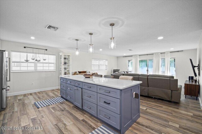 Building Photo - 1158 Samar Rd