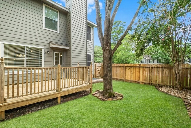 Building Photo - 302 Sentry Maple Pl