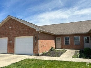 Building Photo - Modern & Spacious 2-Bedroom Ranch Condo – ...
