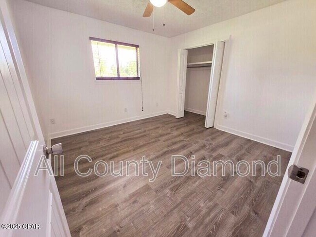 Building Photo - 1119 Wyoming Ave