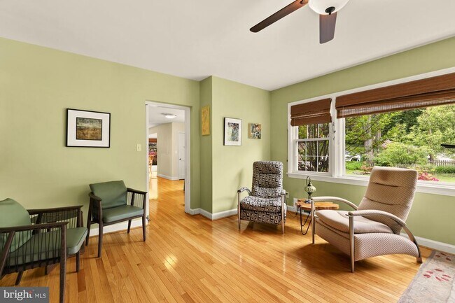 Building Photo - 8323 Haddon Dr