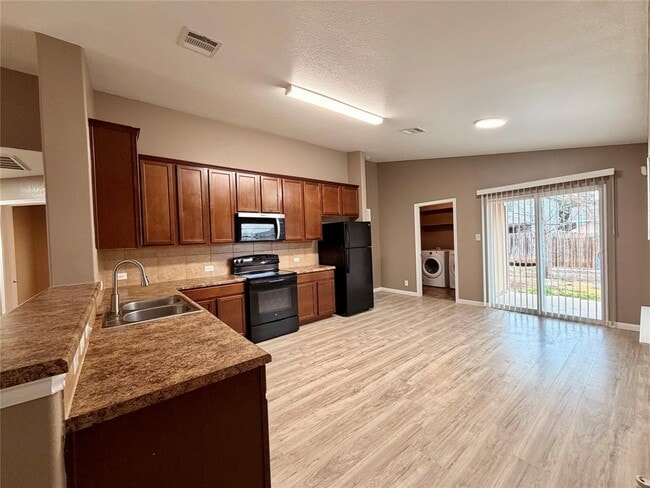 Building Photo - 12504 Paloma Blanca Way