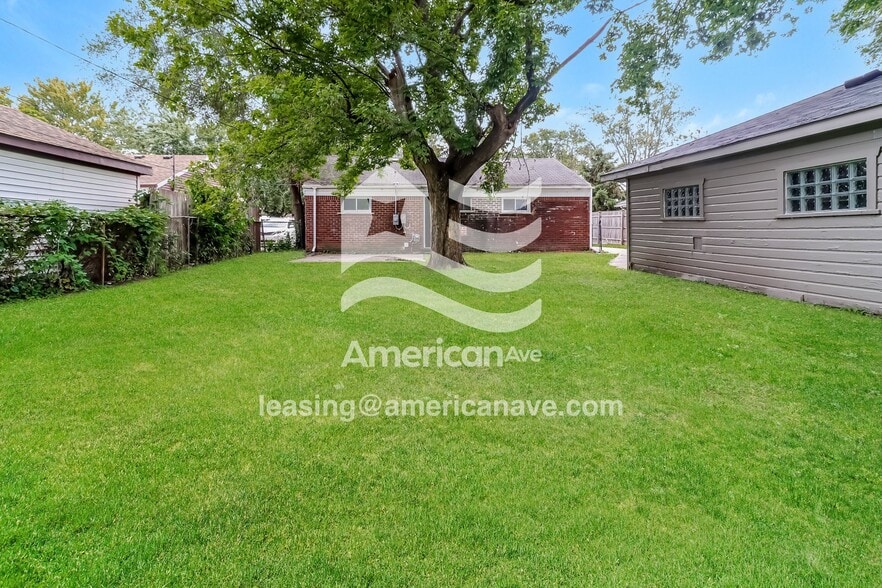 Building Photo - 11183 Unity Dr