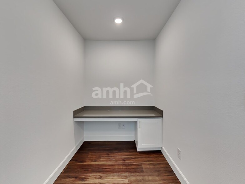 Building Photo - 126 Island Plumeria Ln