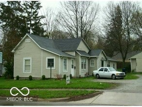Building Photo - 741 N Rangeline Rd