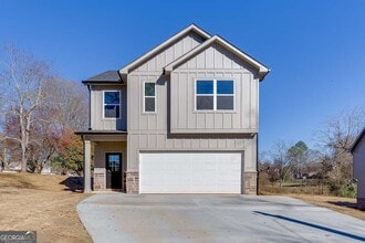 Building Photo - 569 Clayton St