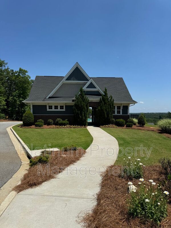 Building Photo - 2045 Birmingham Ct
