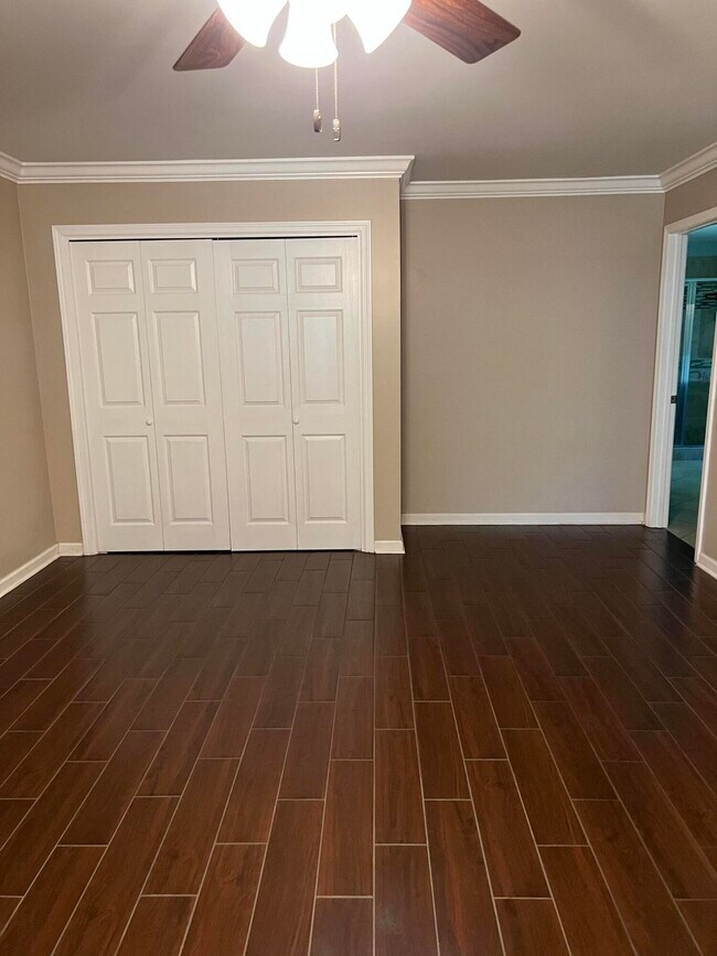 Building Photo - 16 Mariners Ln