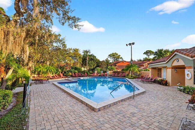 Building Photo - 7463 Sugar Bend Dr