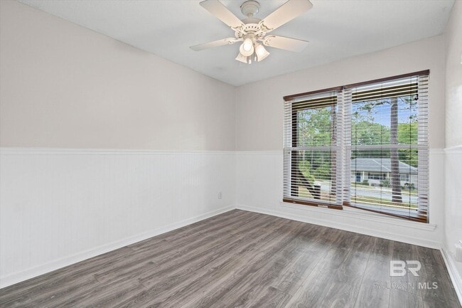 Building Photo - 218 Ridgewood Dr