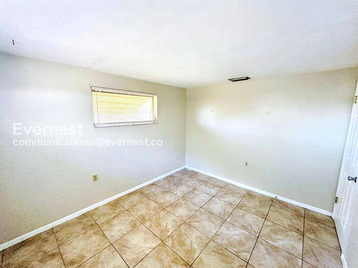 Building Photo - 3438 Monticello St