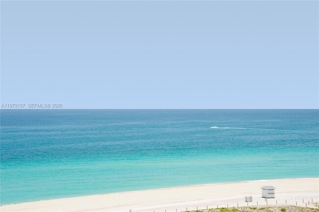 Building Photo - 5875 Collins Ave