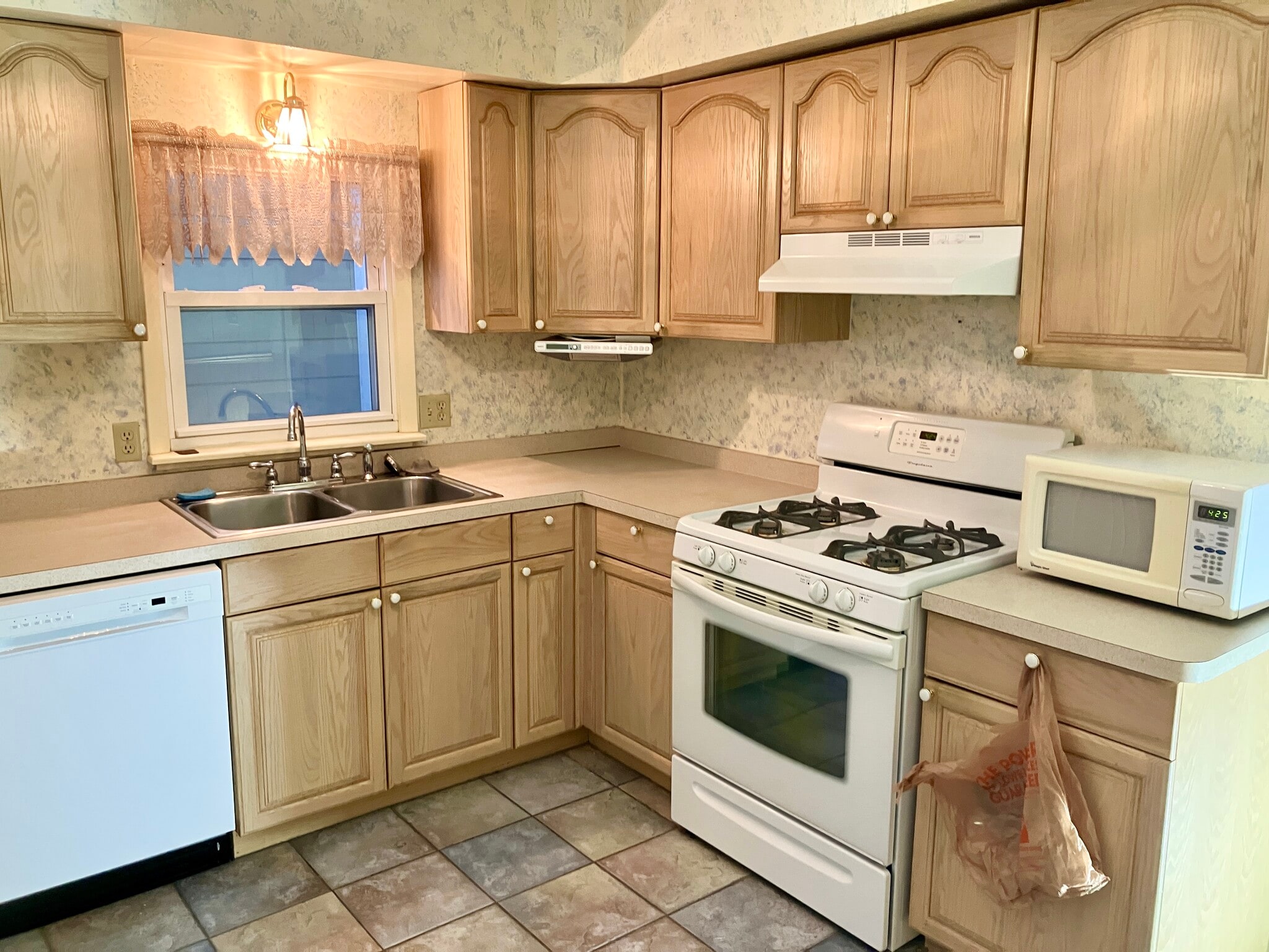 Building Photo - 58 Roanoke Pky