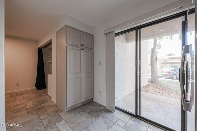 Building Photo - 9355 N 91st St