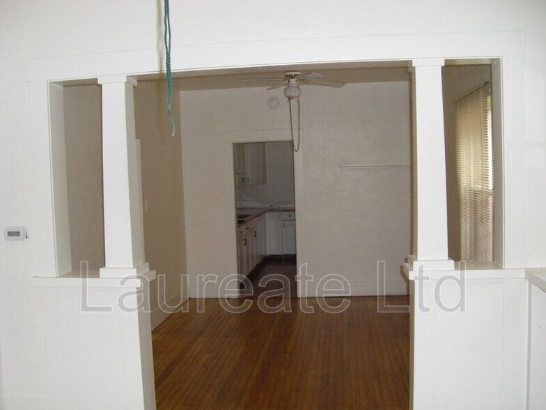 Building Photo - 4020 Lipan St