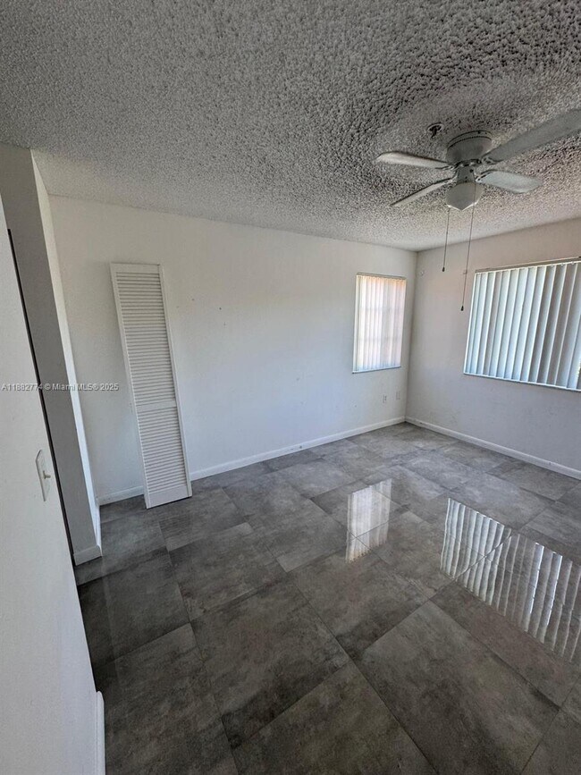 Building Photo - 12124 St.Andrews Pl