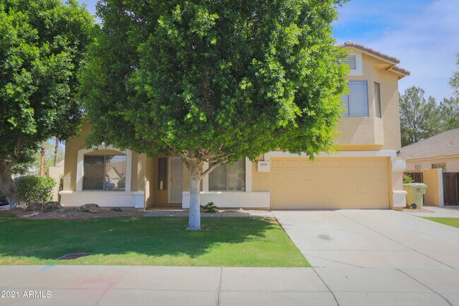 Primary Photo - 7456 W Aurora Dr