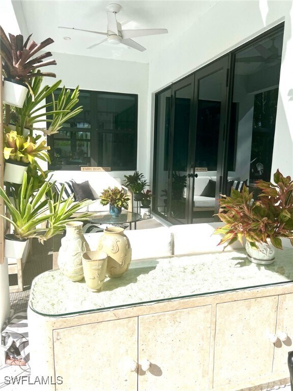 Building Photo - 510 12th Ave NE