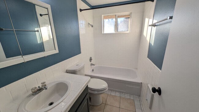 Building Photo - Single level in Sherwood